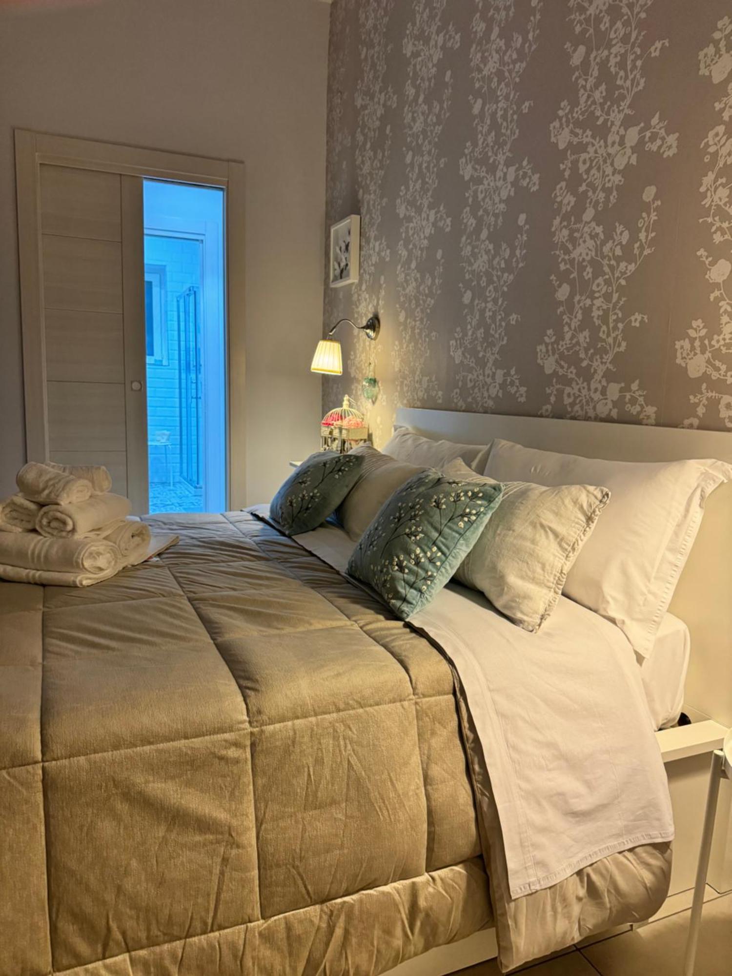 Debby'S Home Napoli Ngoại thất bức ảnh
